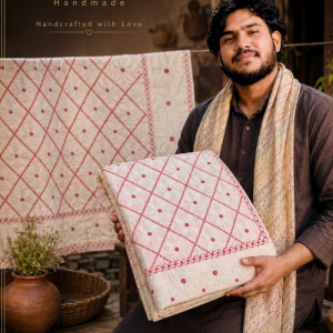 Elegant Handmade Bed Cover – আরাম ও ঐতিহ্যের ছোঁয়া
