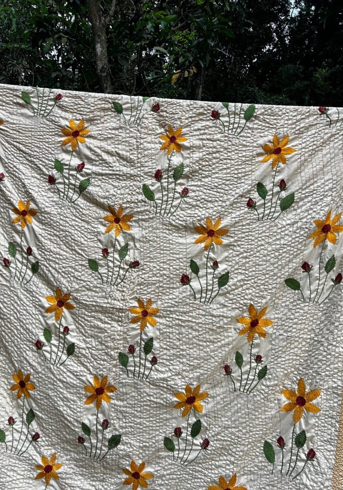 Suisuta Handmade R1-009 | Premium Floral Nakshi Kantha – Booking Offer - Image 5