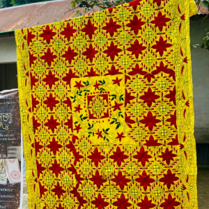 Suisuta Handmade | রাজকীয় সোনালি নকশা Nakshi Kantha
Golden Royal Pattern Handmade Nakshi Kantha